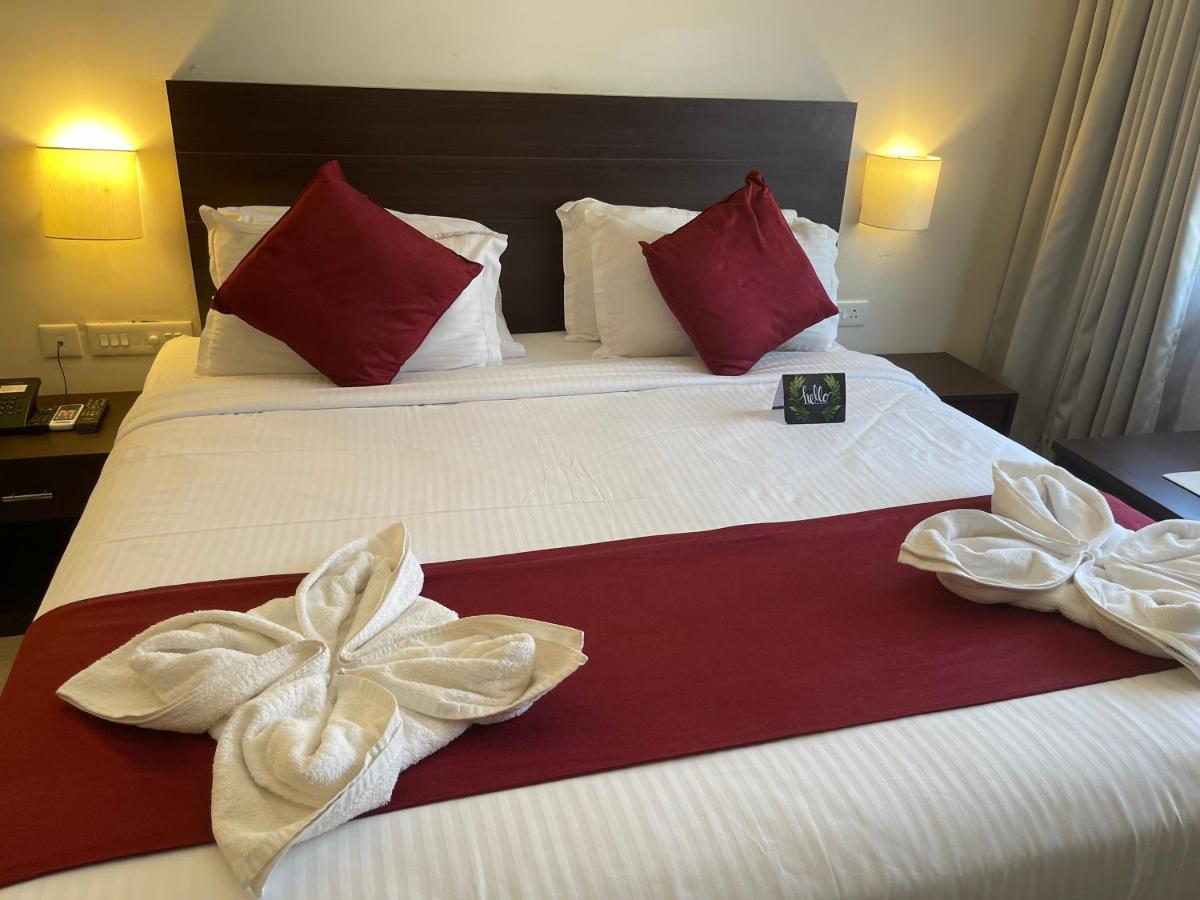 Hotel Yamuna Adur Eksteriør billede